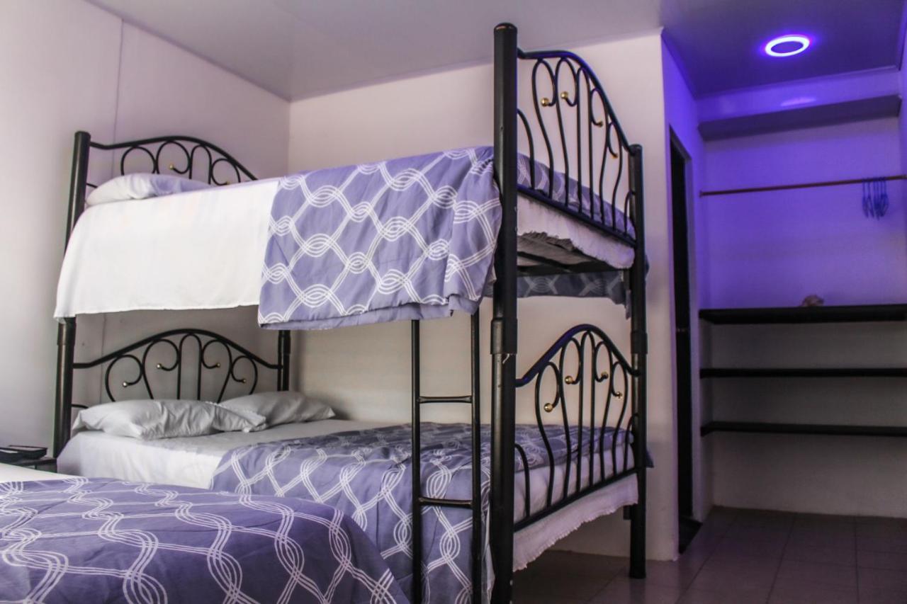 Soga Hostal Санта-Маріаніта Екстер'єр фото