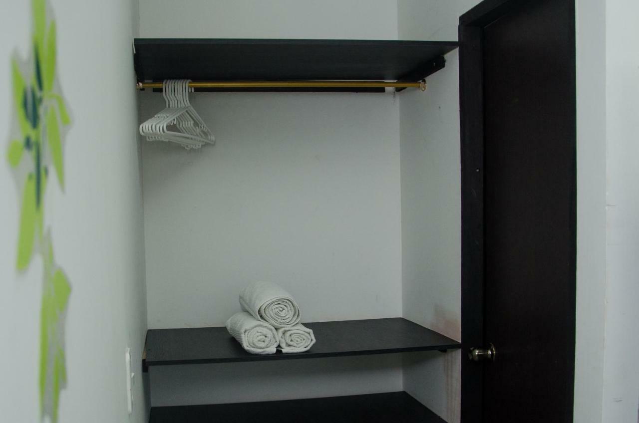 Soga Hostal Санта-Маріаніта Екстер'єр фото